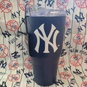 New York Yankees Tumbler